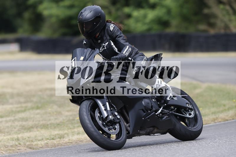 Archiv-2025/32 07.07.2025 Plüss Moto Sport ADR/Einsteiger/31